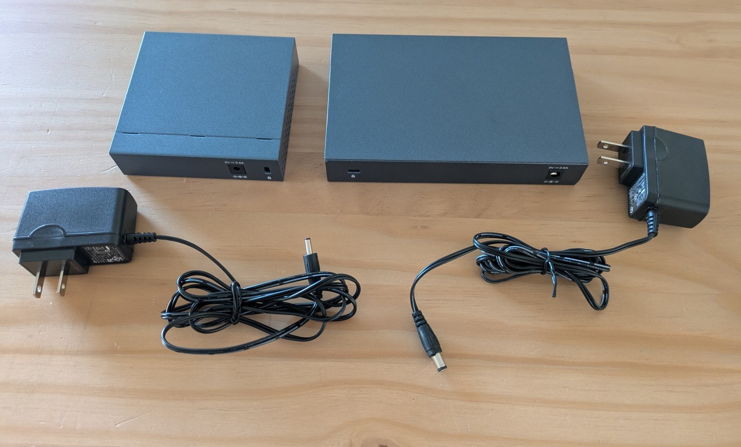2 - TP-LINK Gigabit Desktop Ethernet Switches (TL-SG105 5 Port, TL-SG108 8 Port)