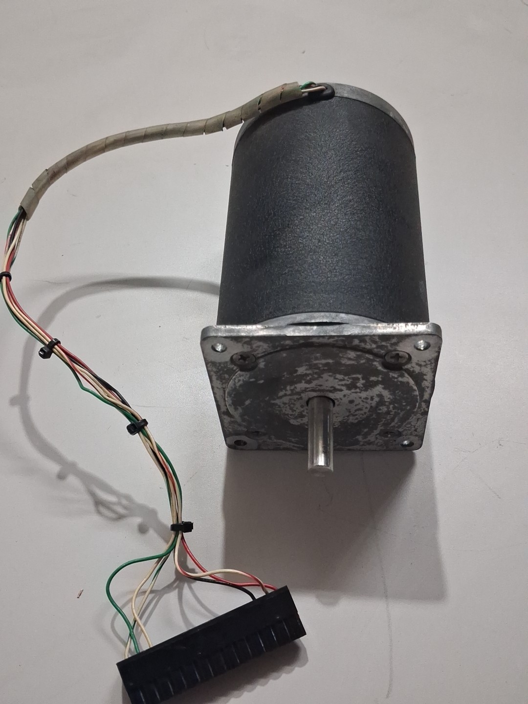 ANAHEIM AUTOMATION 34D307S Stepper Motor