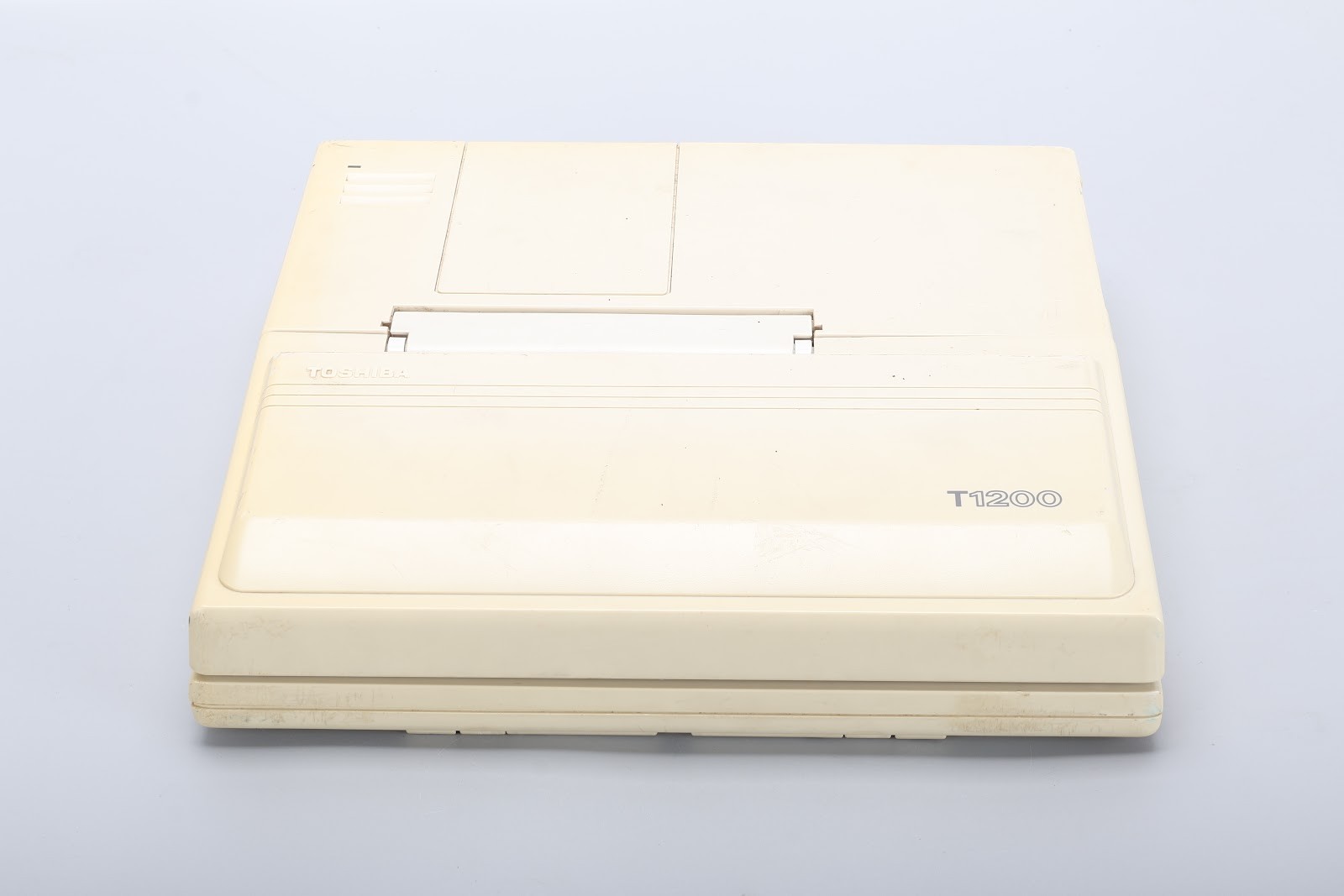 Toshiba T1200 System Unit PA7048U - AS IS Parts or Repair