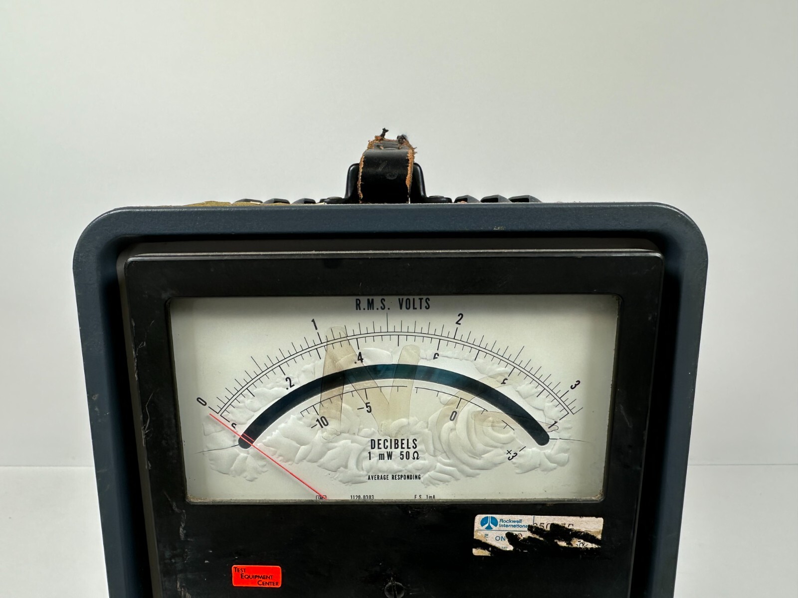 Vintage HP Hewlett Packard 411A RF Millivoltmeter