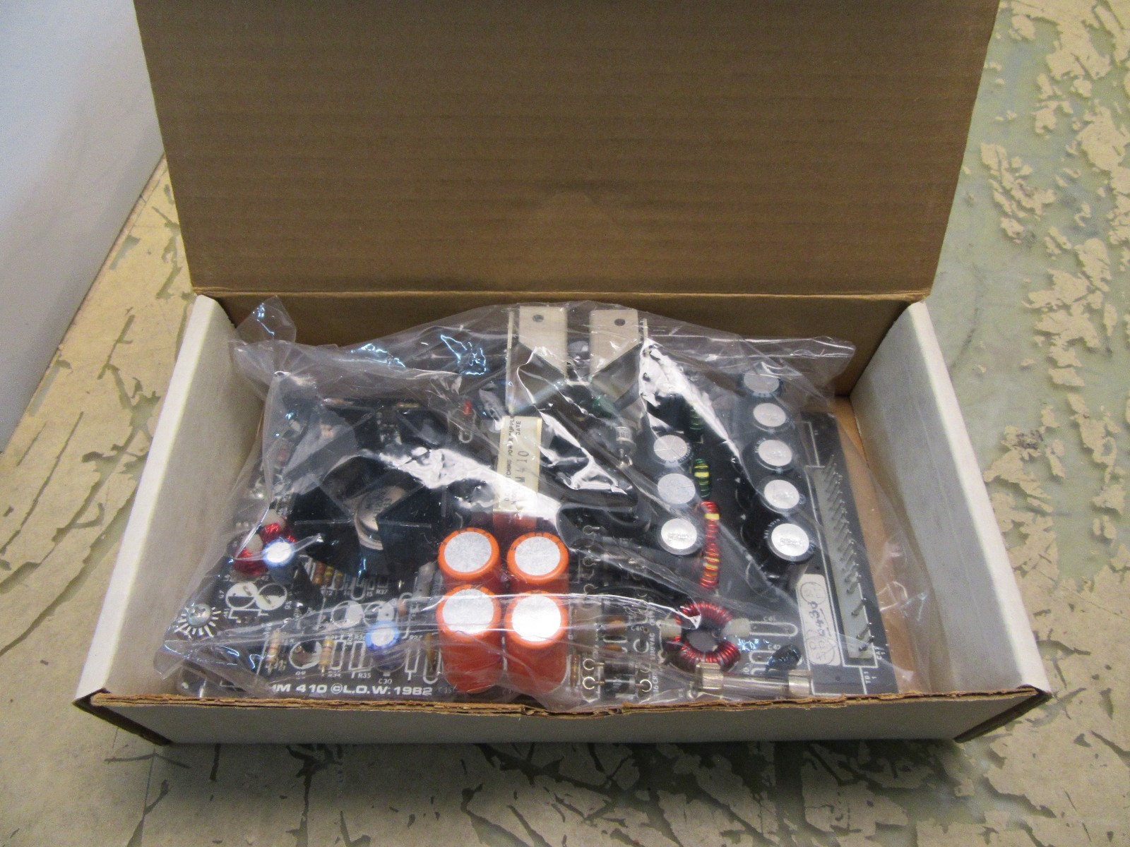 Condor LHM 410 dc power supply L.O.W. [2*W-19.5]