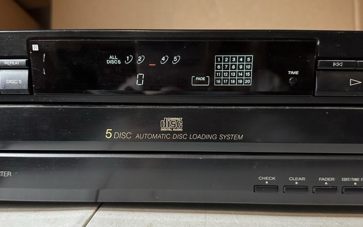 Sony Compact Disc Player Carousel Changer CDP-C325 No Remote TESTED!