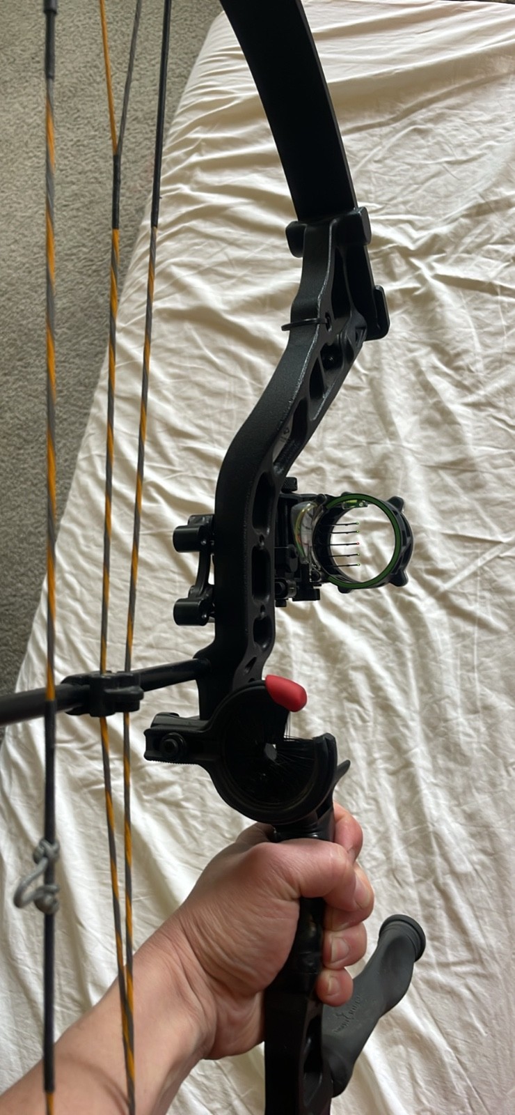 Diamond Archery Infinite 305 lefty bow