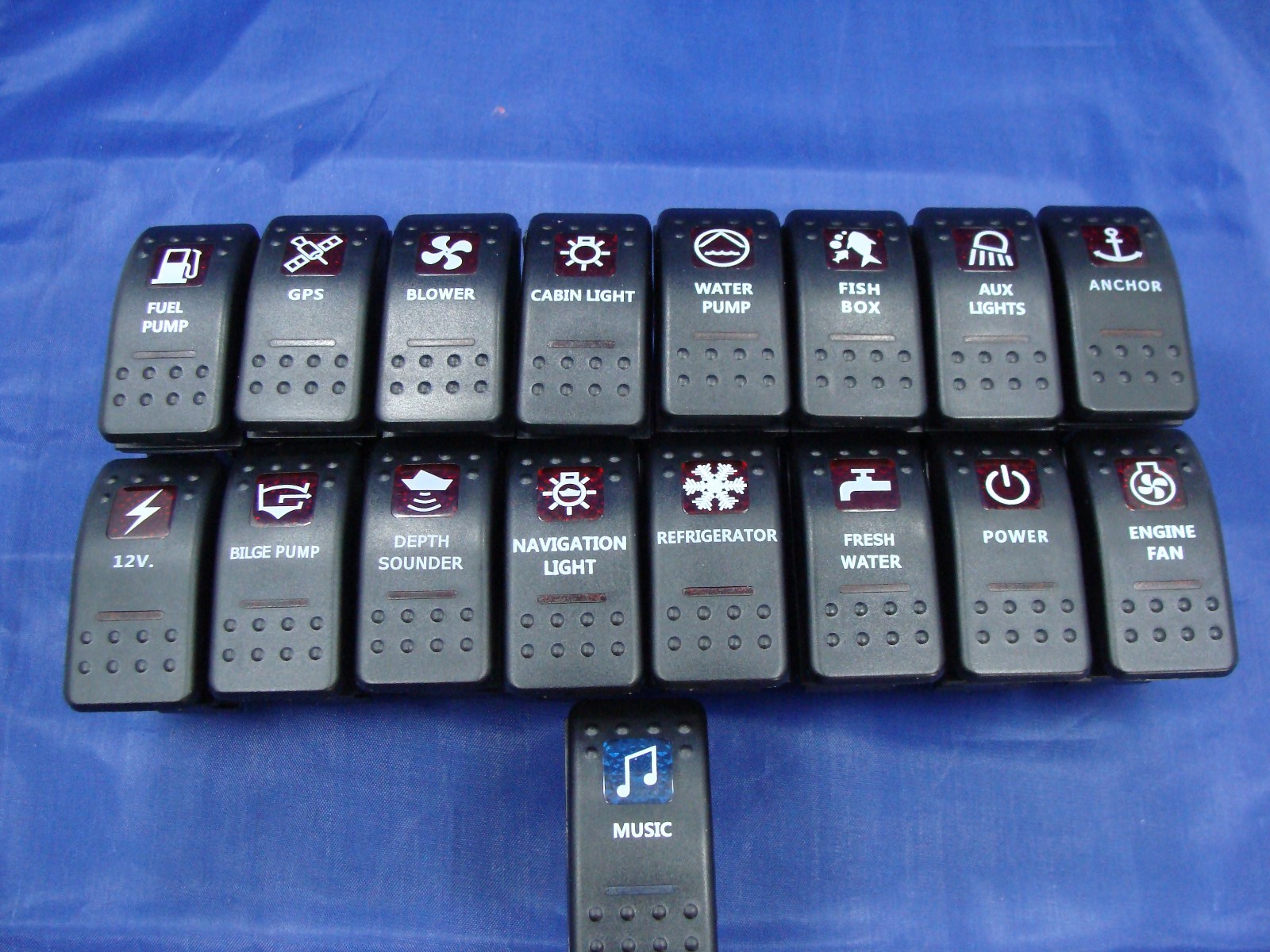 MARINE 12 VOLT ROCKER SWITCHES LIFE TIME WARRANTY