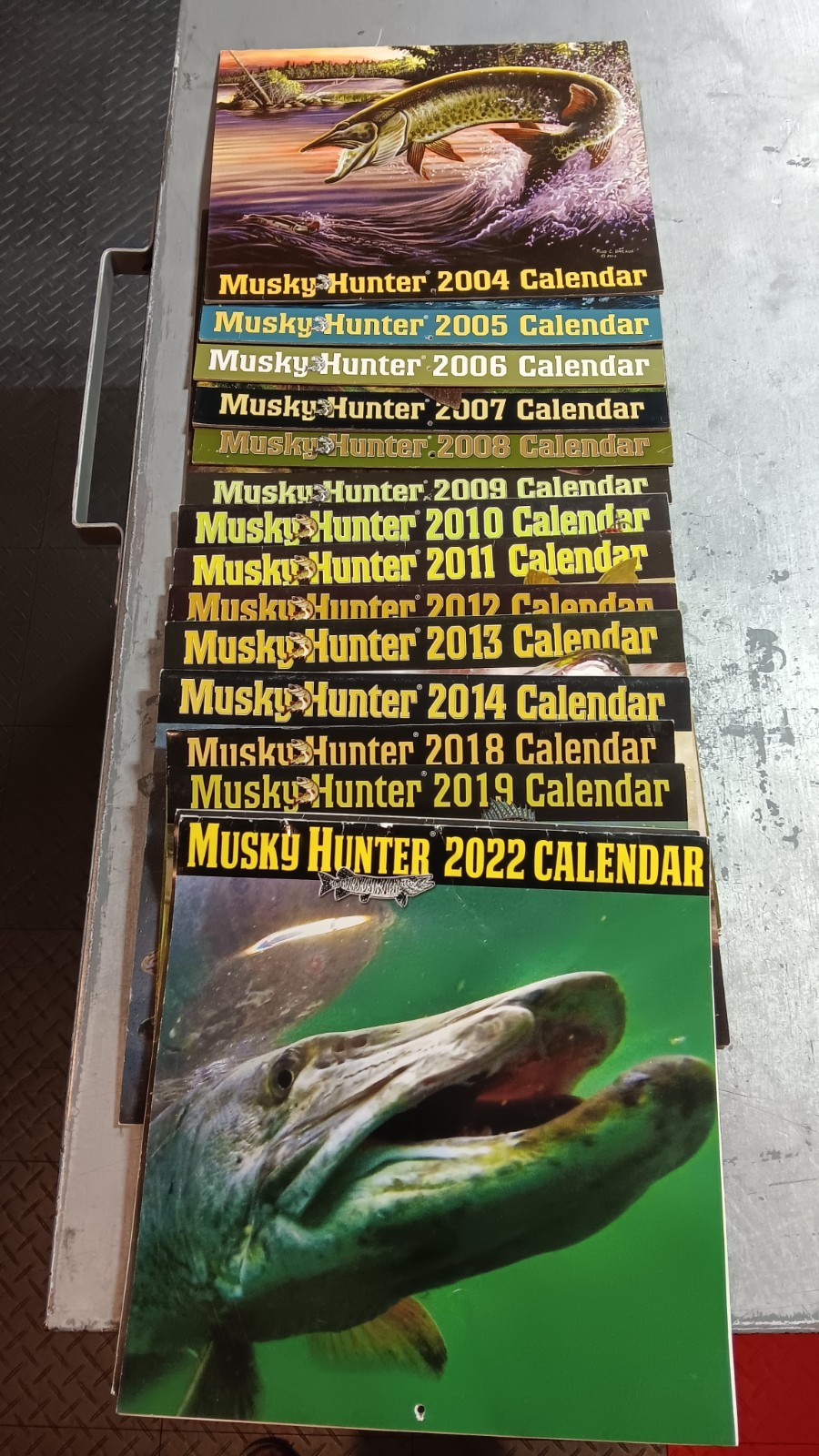 MUSKY HUNTER CALENDARS 2004-2014,18,19,22 Muskie Lures Fishing Photos Events
