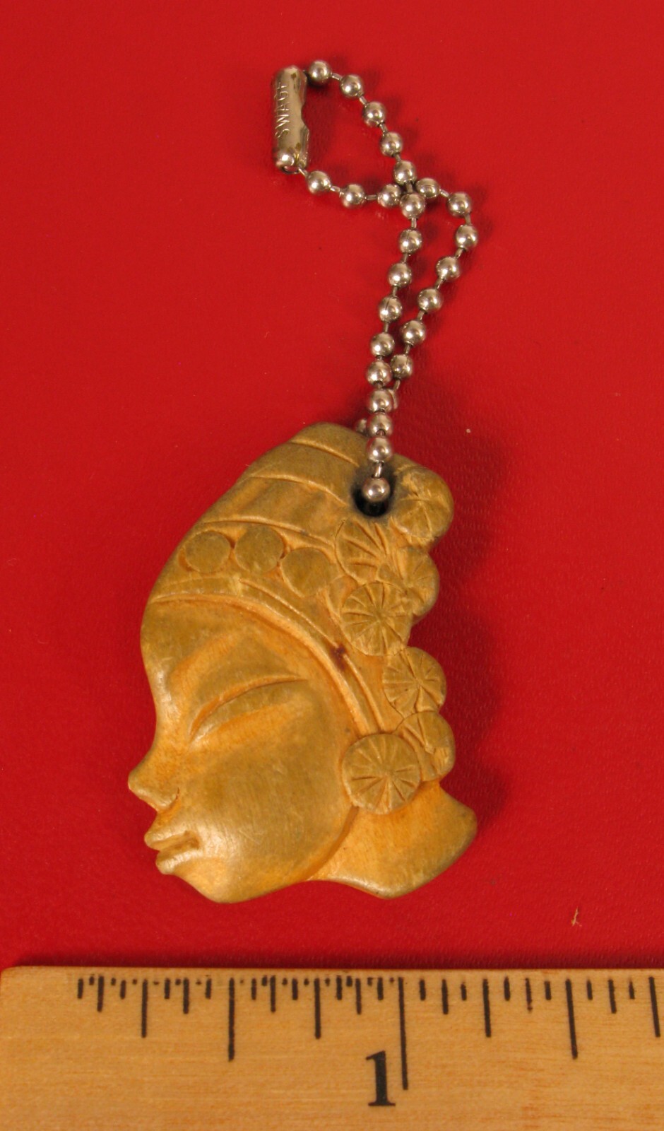 VINTAGE WOOD CARVED AFRICAN LADY GIRL KEY CHAIN AFRICA NICE !!