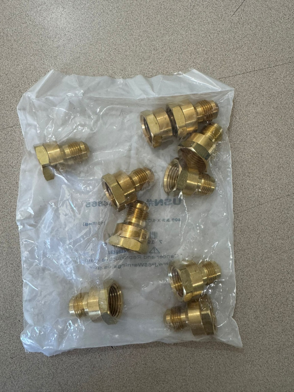 Bag of 10 406 3/8 in. x 1/2 in. FE Coupling