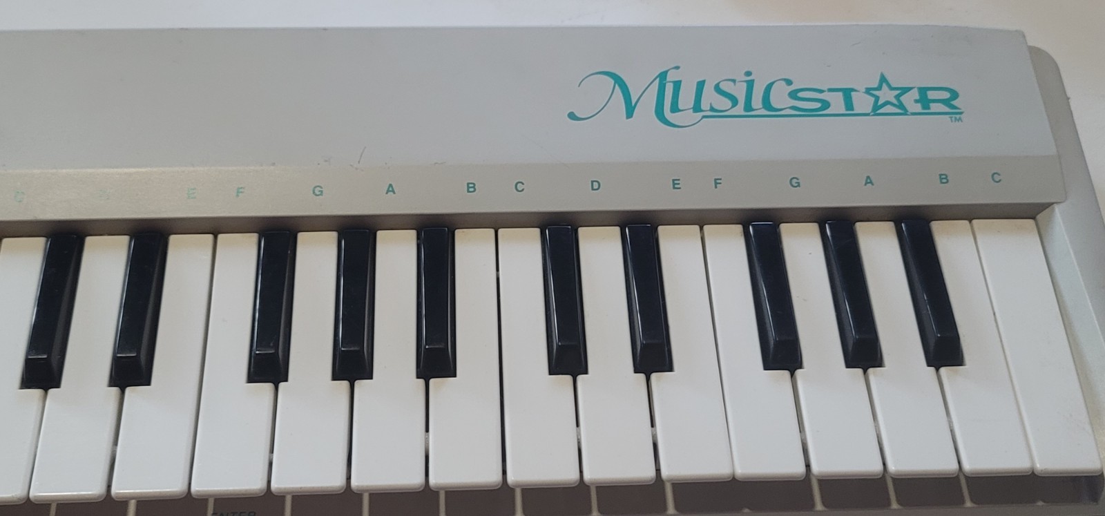 Reveal MusicStar Electronic Keyboard Piano 37 Key White Vintage Untested As-Is