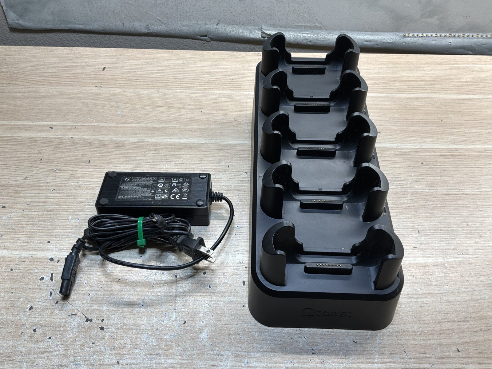 Toast DTC100 Charging Dock Credit Card Charging Station With AC Adapter/JUA3476