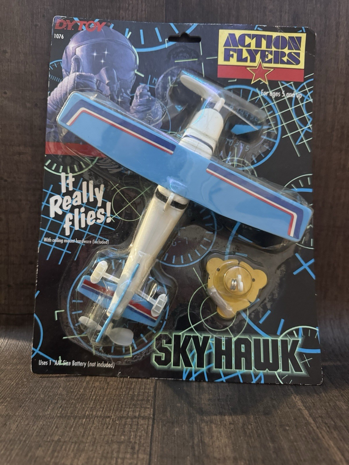 Sky Hawk Original Action Flyer Flying Plane New