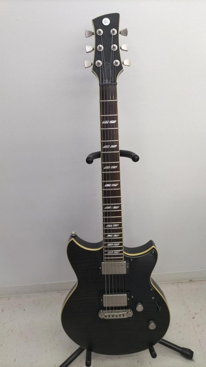 YAMAHA RS620 Electric Guitar