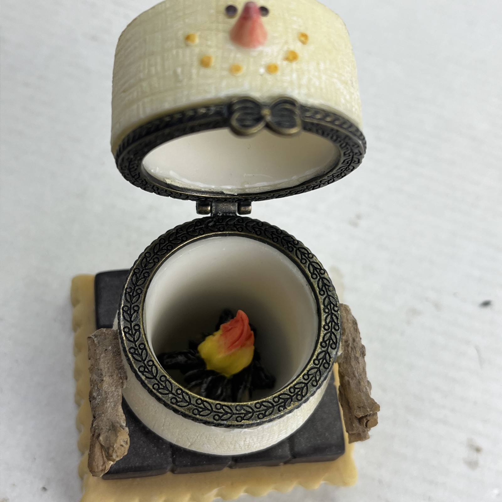 Trinket Box Snowman with Wooden Arms Z C