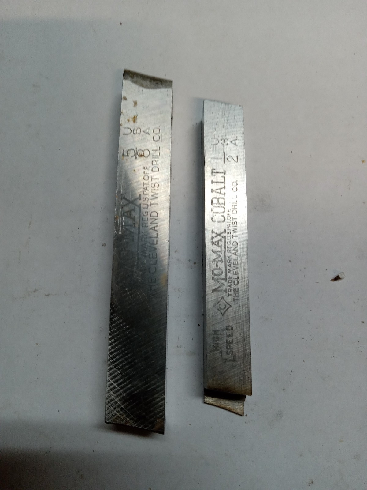 Vintage Mo-Max  1/2", 5/8"   HSS Lathe Tool Bits  Cleveland Twist Drill USA
