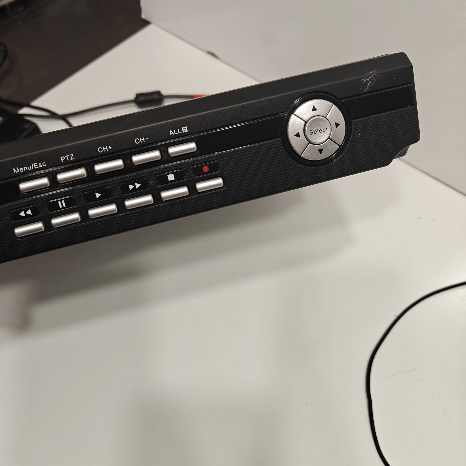 Swann DVR-8 2600 8-Channel H.264 Security DVR Powers On Untested