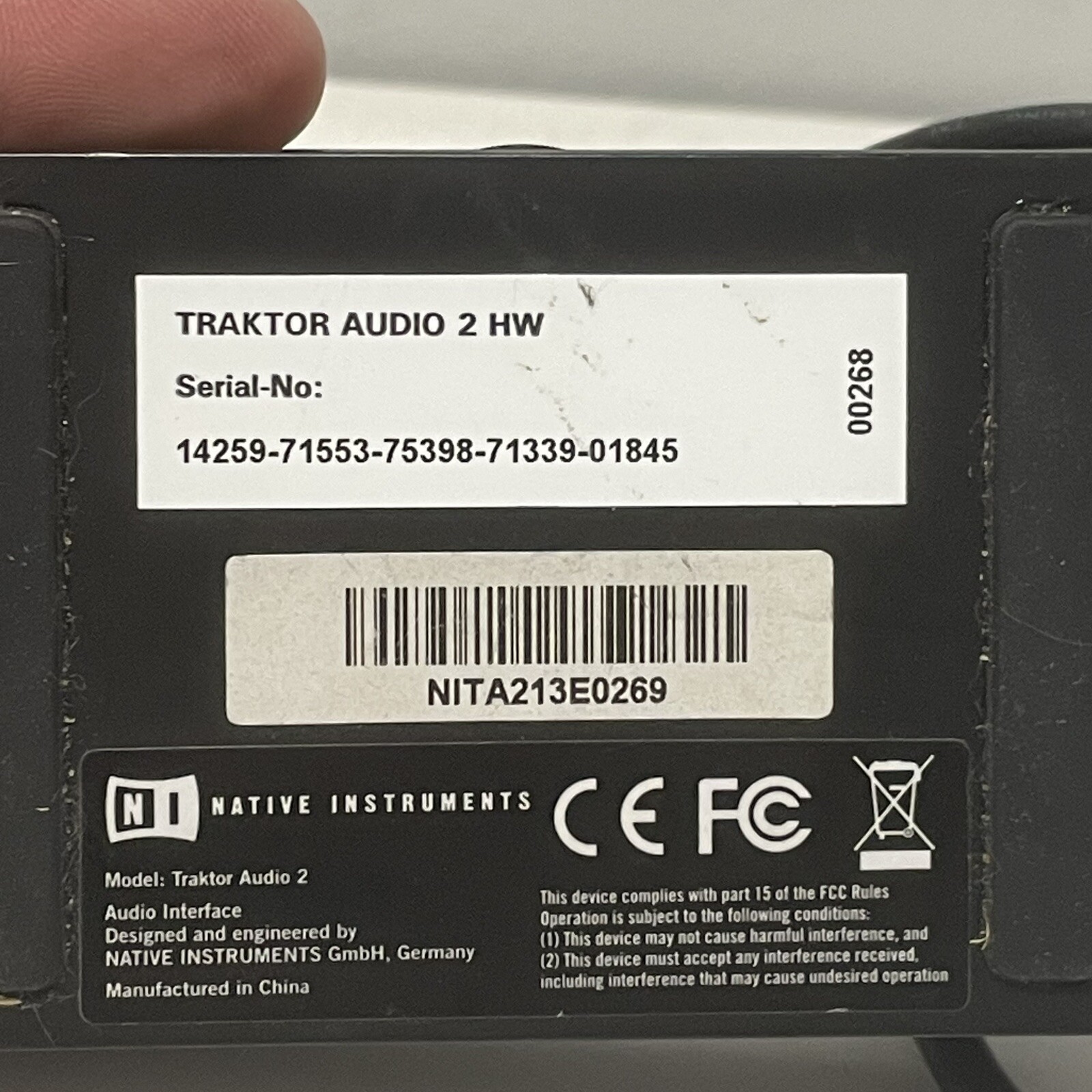 NATIVE INSTRUMENTS TRAKTOR AUDIO 2 HW DJ Interface with Cord Adapter