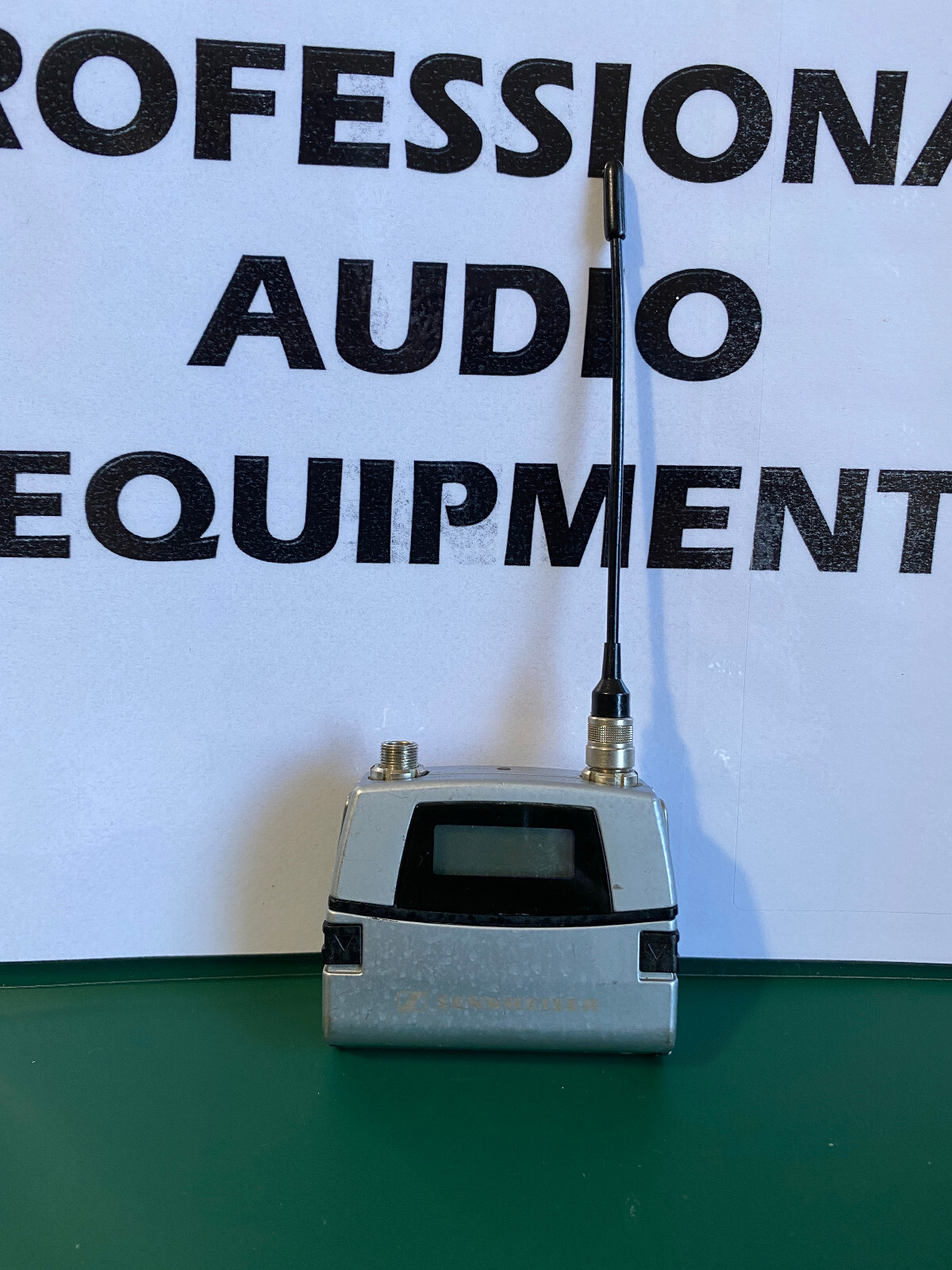 OFFER !! Sennheiser SK 5212-II Miniature Wireless Transmitter (606 to 790 Mhz)