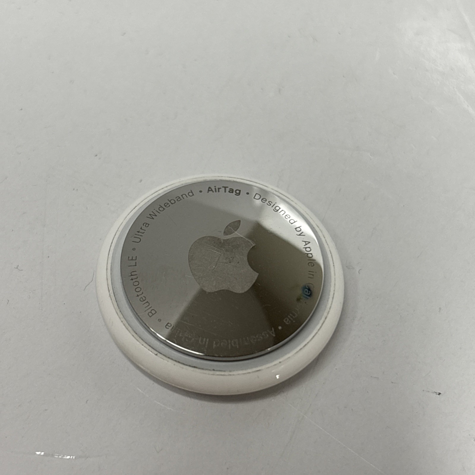 Apple AirTag - 1 Original Air Tag for iPhone & iPAD MX532AM/A OEM