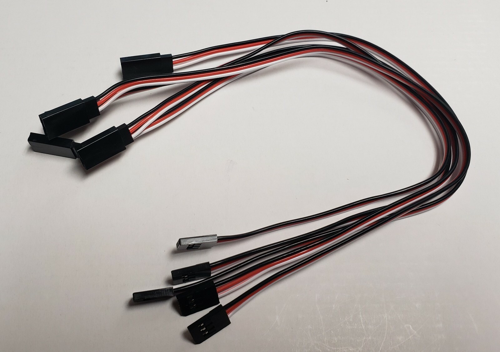 5 PCS - 12  INCH PARALLEL FUTABA 22AWG SERVO EXTENSIONS