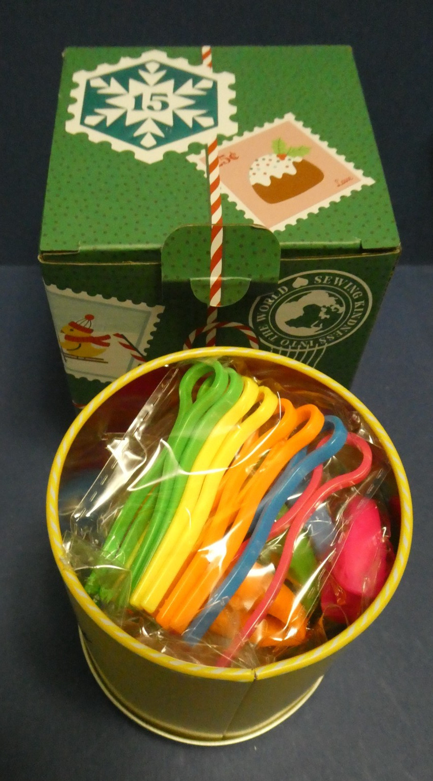 NEW MSQC 2025 JENNY'S COUNTDOWN CHRISTMAS DAY 15 TIN WITH QUILTING ACCESSORIES