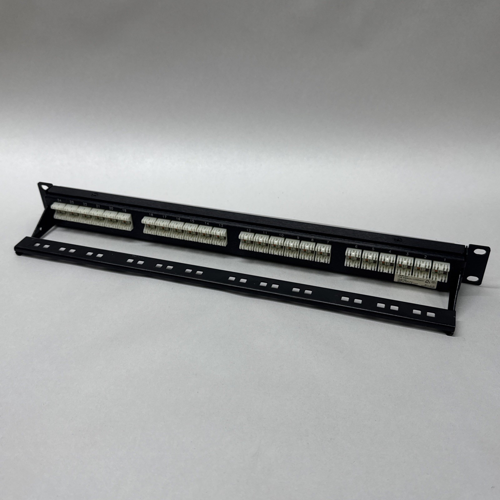 Siemon HD6‑24 24‑Port Flat High Density Cat6 Patch Panel • RJ45 110 Punchdown