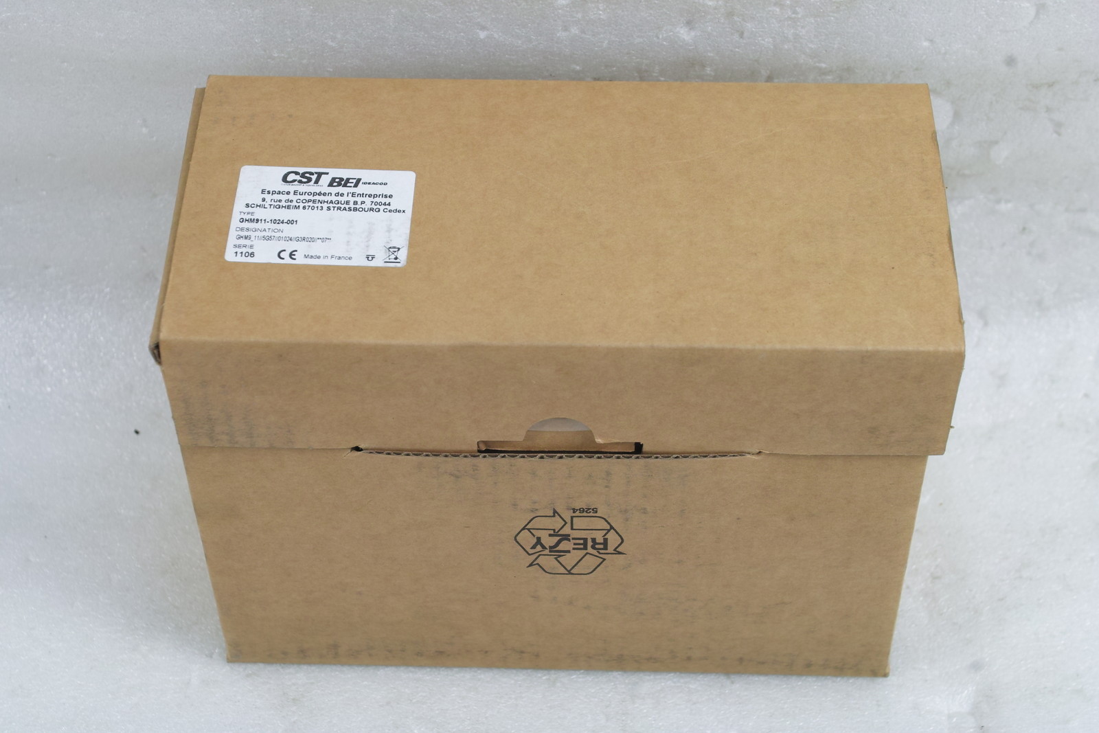 NEW CST BEI ENCODER TYPE GHM911-1024-001 FREE SHIP