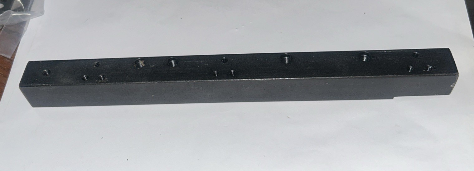 980041 Bar, Stacker