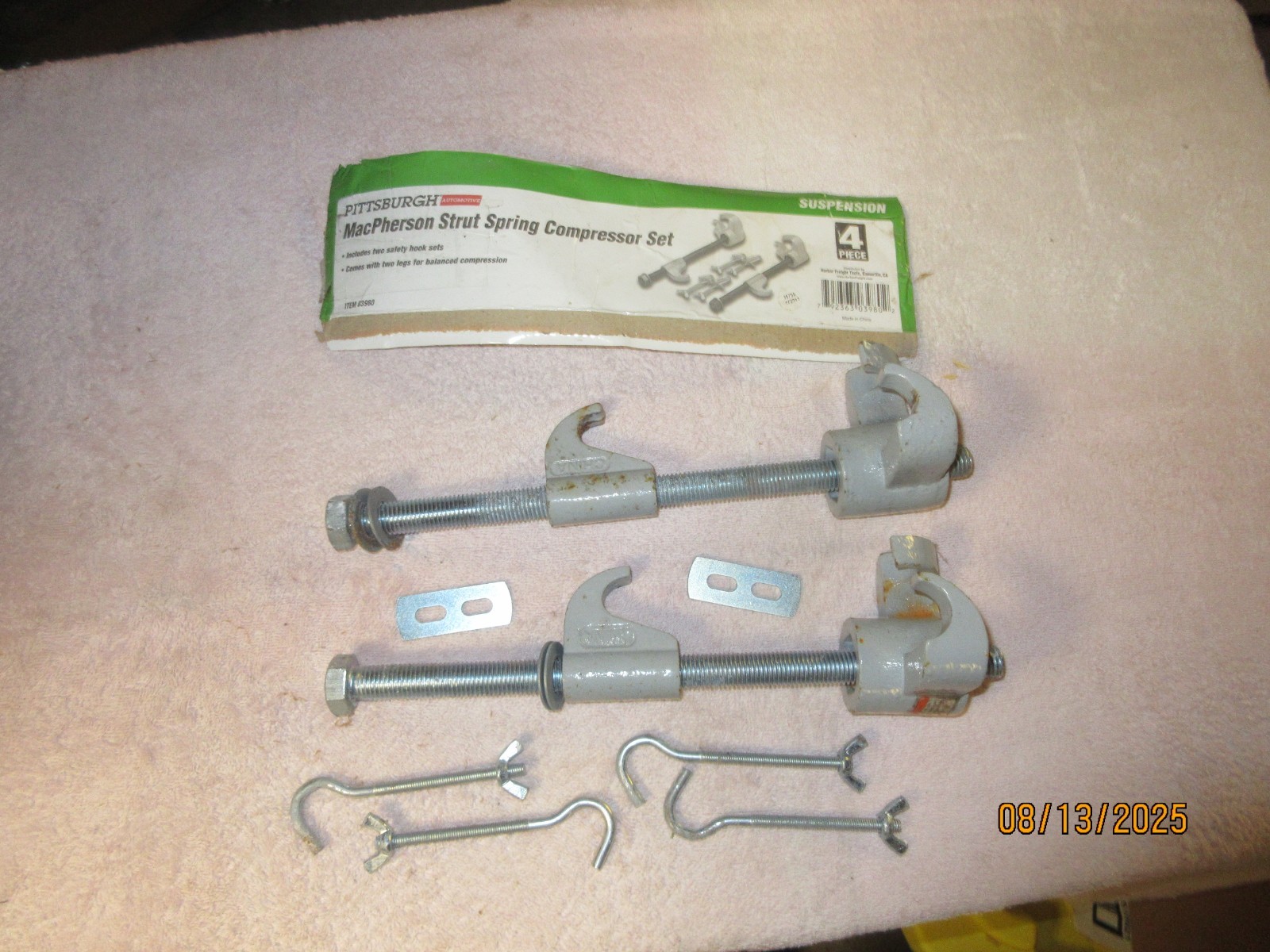 Pittsburgh MacPherson strut spring compressor set #03980.