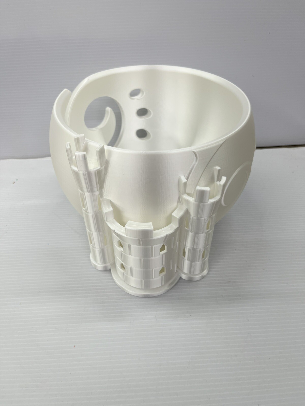 Yarn Bowl | Yarn Bowl |  Yarn Holder | Knitting |Tool Holder White Castle