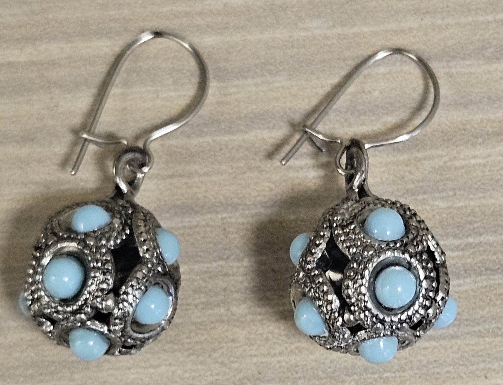 VINTAGE SILVER STONE TURQUOISE STONES BALL DANGLE EARRINGS