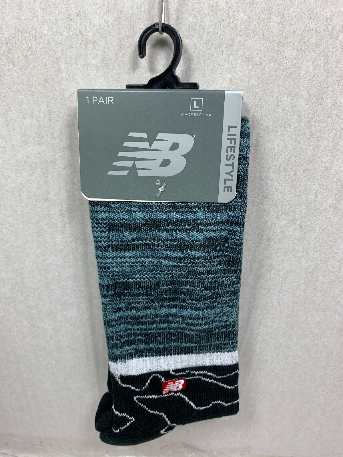 ONE PAIR NEW MENS NEW BALANCE LIFESTYLE CREW SOCKS SIZE LARGE MSRP $13.00