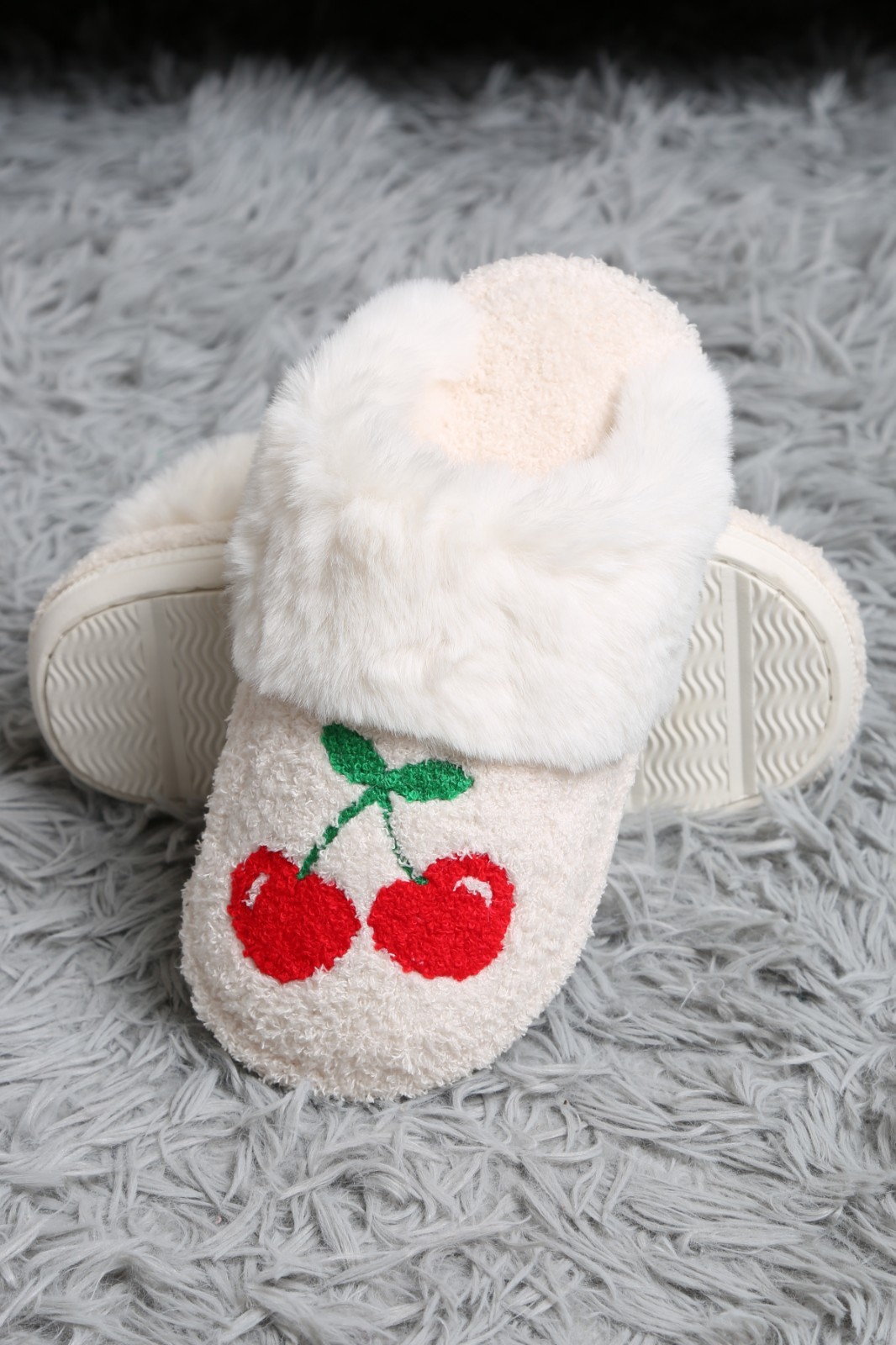 ComfyLuxe Cherry Pattern & Faux Fur Mule Slippers