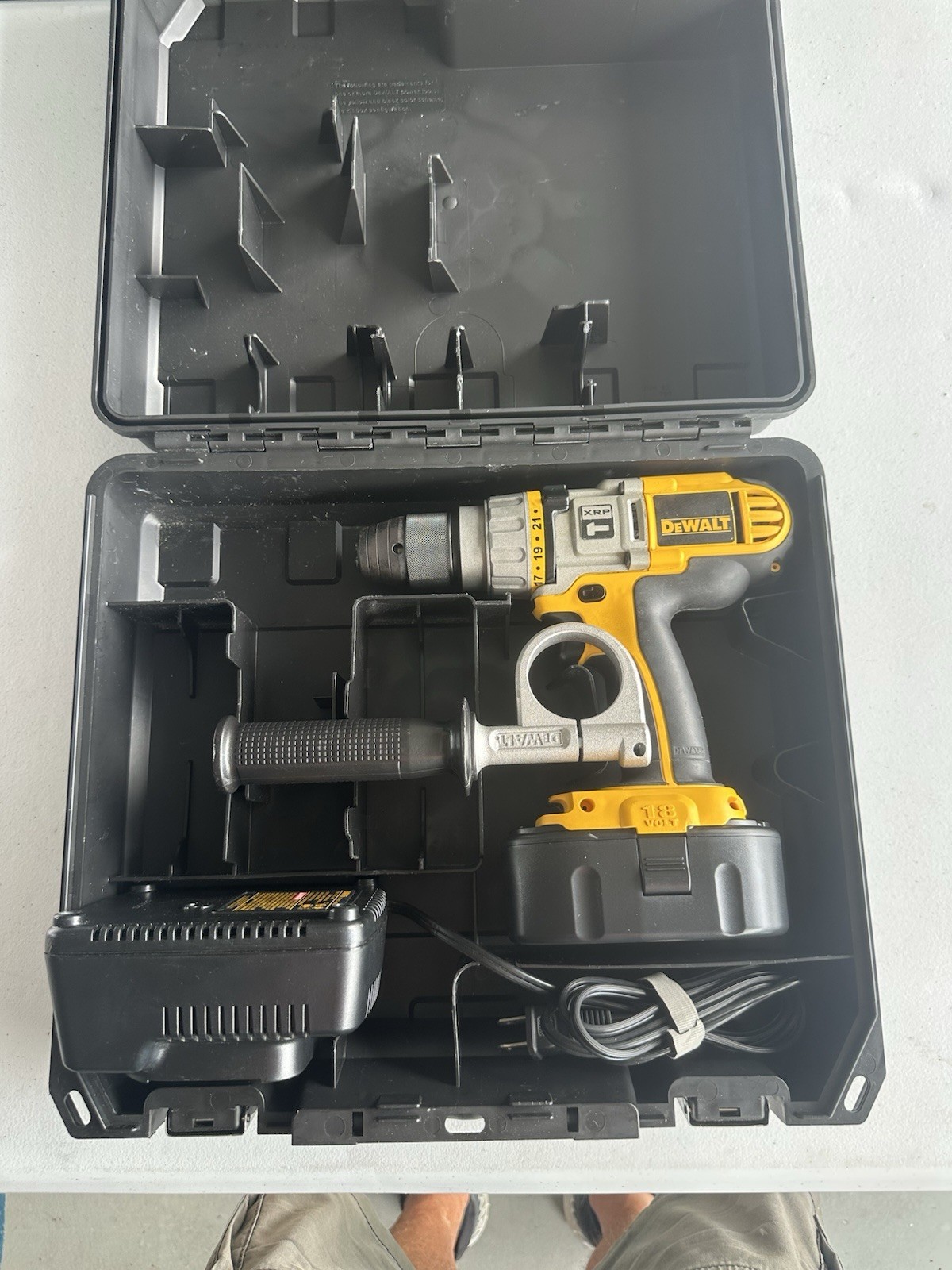 DeWalt Hammer Drill DCD970 18V 1/2” VSR Cordless