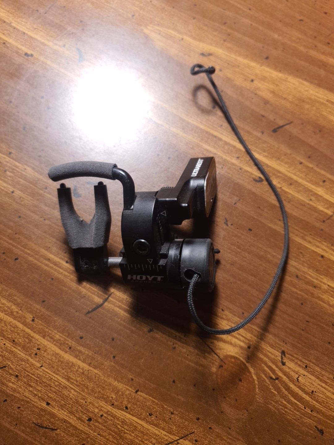 Hoyt Quality Archery Design HDX  DROPAWAY ARROW REST Black