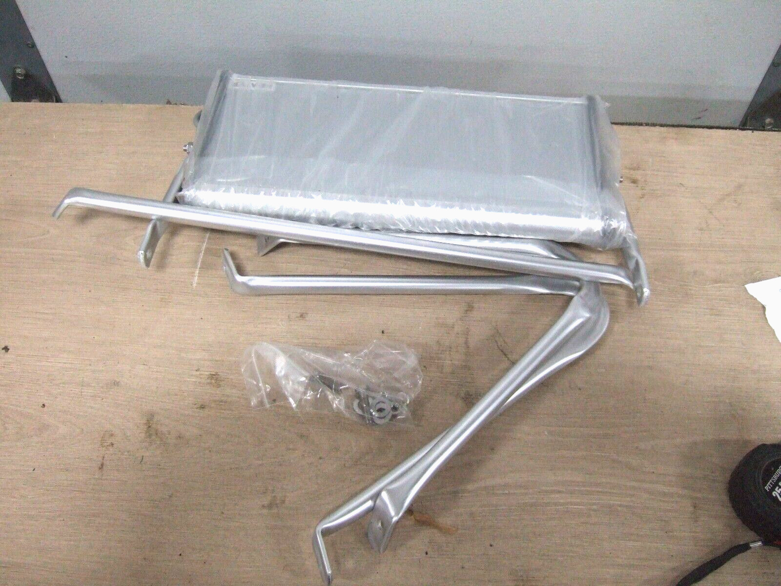 West Coast heated Mirror assembly from Navistar 7 x 16 1618970C91