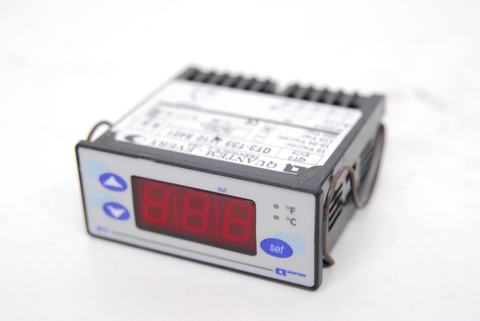 Quantem Every QT3-T33 J110 S401 Temperature Controller