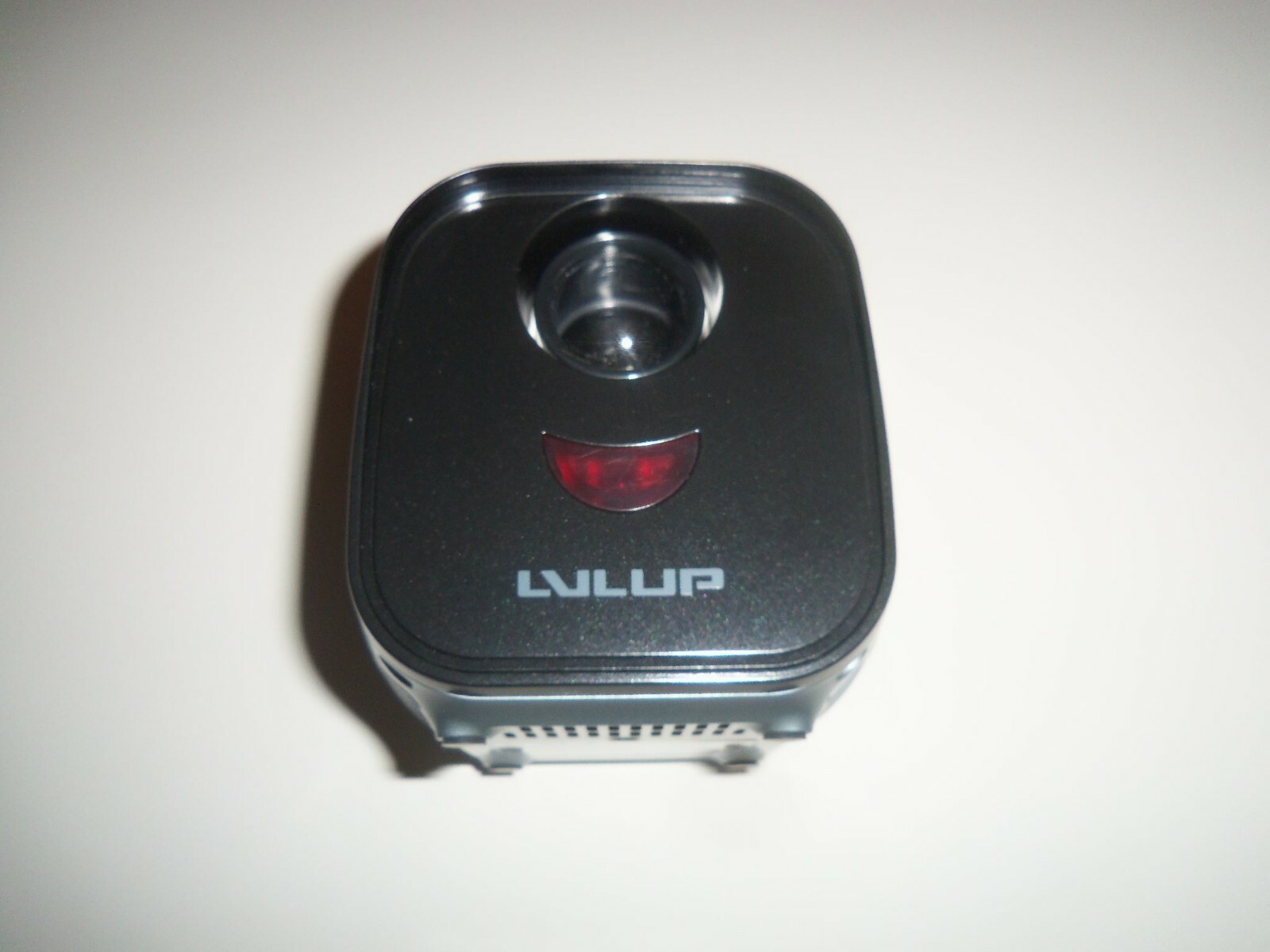 Vivitar LVLUP LU900-NOC 2160P 2200 LED Plug and Play Gaming Projector