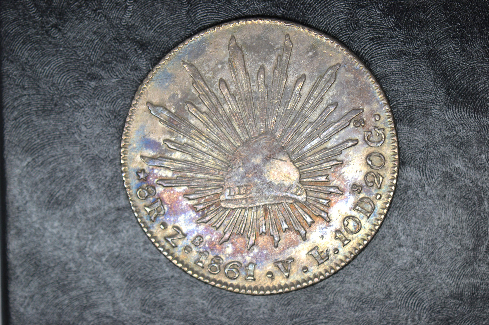 Mexico: 1861/0 Zs-VL 8 Reales- Original AU/BU with nice toning.