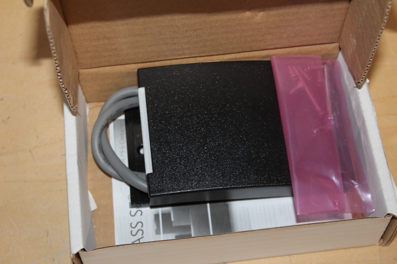 HID 920NTPNEKE041P -iCLASS -Wall Switch Reader - Black ~ (v)