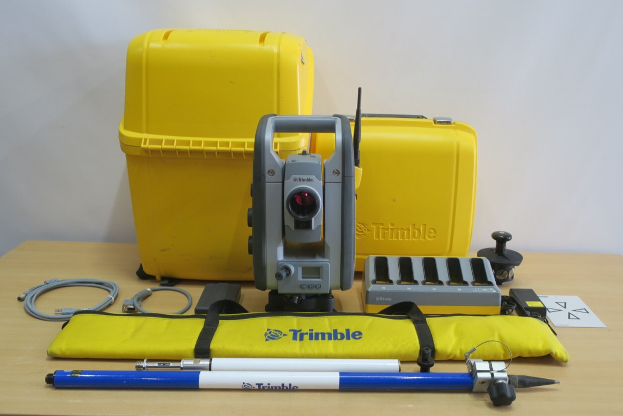 Trimble SPS610 5" DR Std 2.4 GHz Robotic Total Station Survey SPS Series