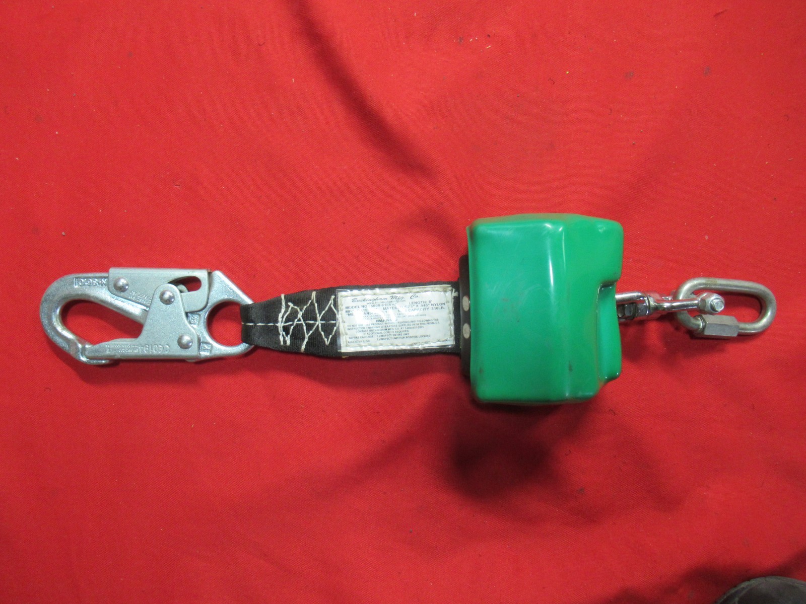 BUCKINGHAM 5008-81EV+Z Self-Retracting Lanyard 8' SWIVEL SELF LOCKING CARABINER