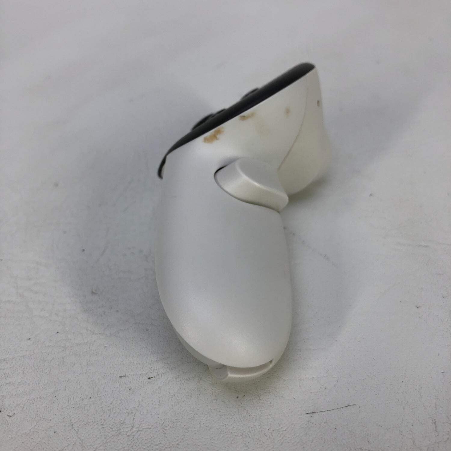Broken Meta Touch Plus VR Controller Left V6P White