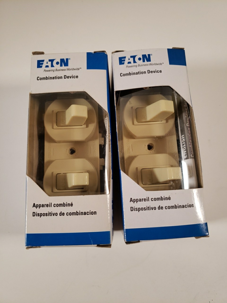 2ct Eaton Combination Device 271V-BOX, Ivory