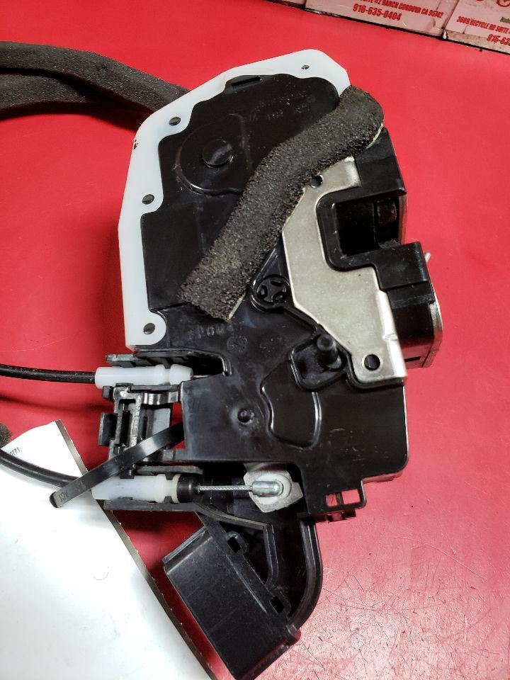 Q50 2014 Lock Actuator 106544
