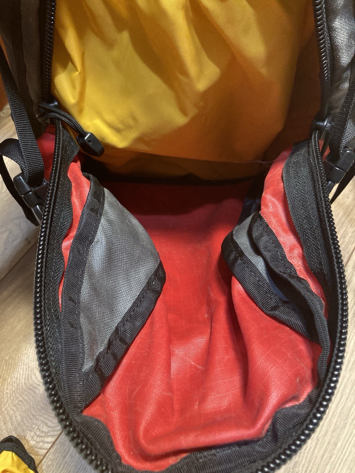 Ems Hydroplane Backpack Hiking & Water Bladder Straw With Rainfly Cover Pockets