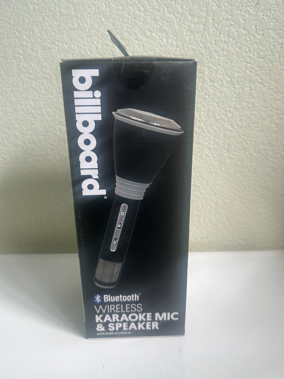 Billboard Bluetooth Wireless Karaoke Microphone and Speaker Item BB567