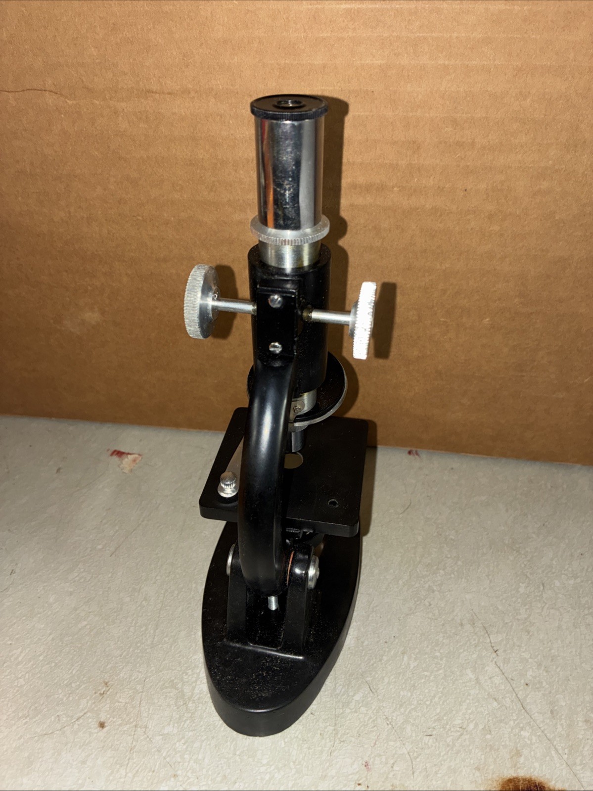 Vintage Tasco Deluxe Microscope With Wooden Case. Bt33