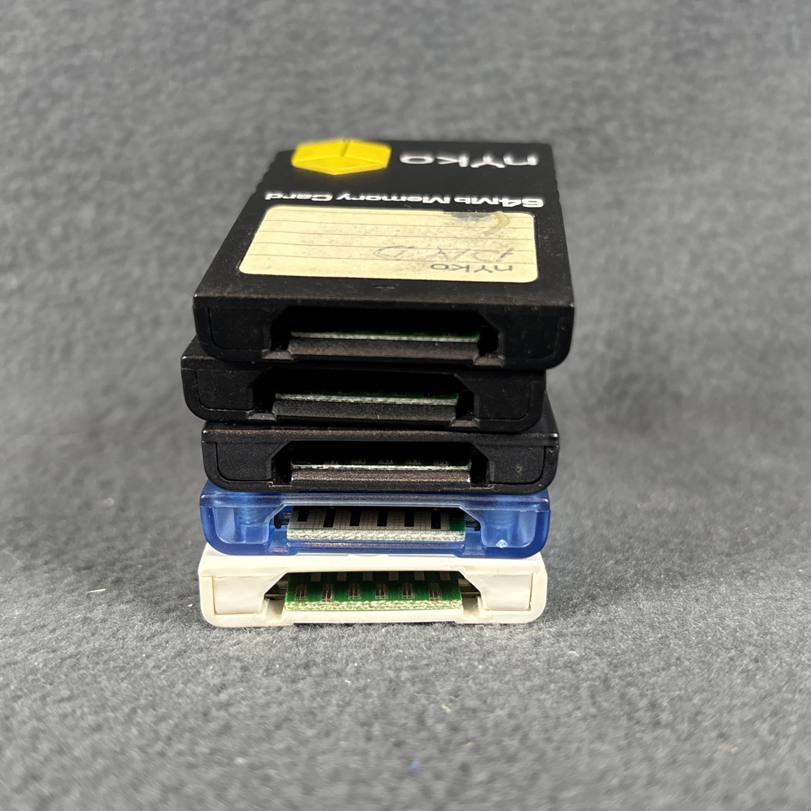 Nintendo GameCube - Assorted Memory Cards - Nyko, Intec, GameStop - Tested