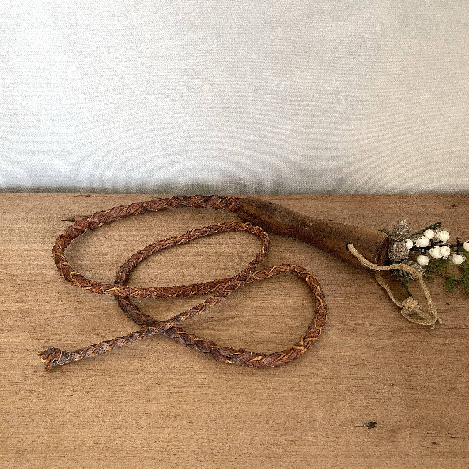 vtg Rawhide Hand Braided Leather Horse Cowboy Bullwhip Americana