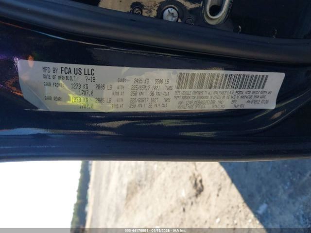 CHEROKEE 2019 Glove Box 5013423