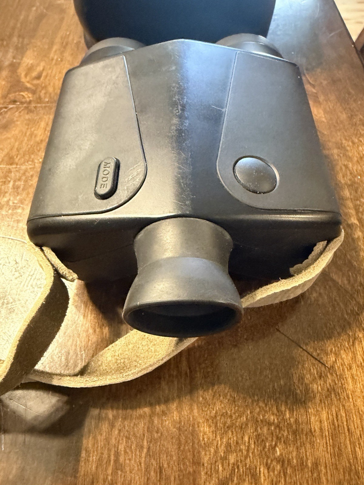 ✅ BUSHNELL RANGING RANGEFINDER - MODEL 200800, WORKS